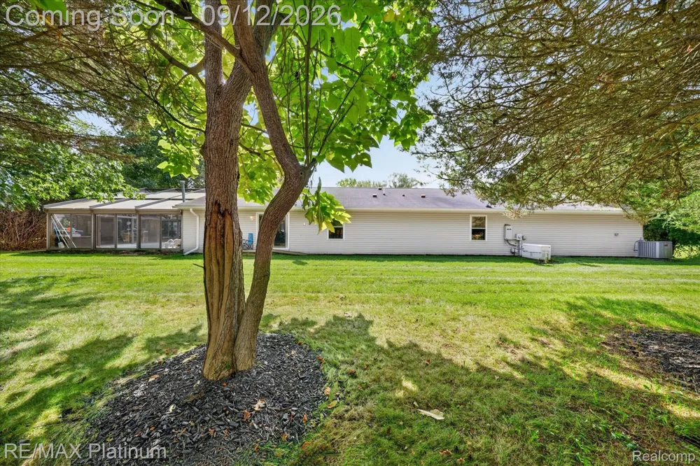 4254 W Highland Road Highland Charter Township, MI 48357