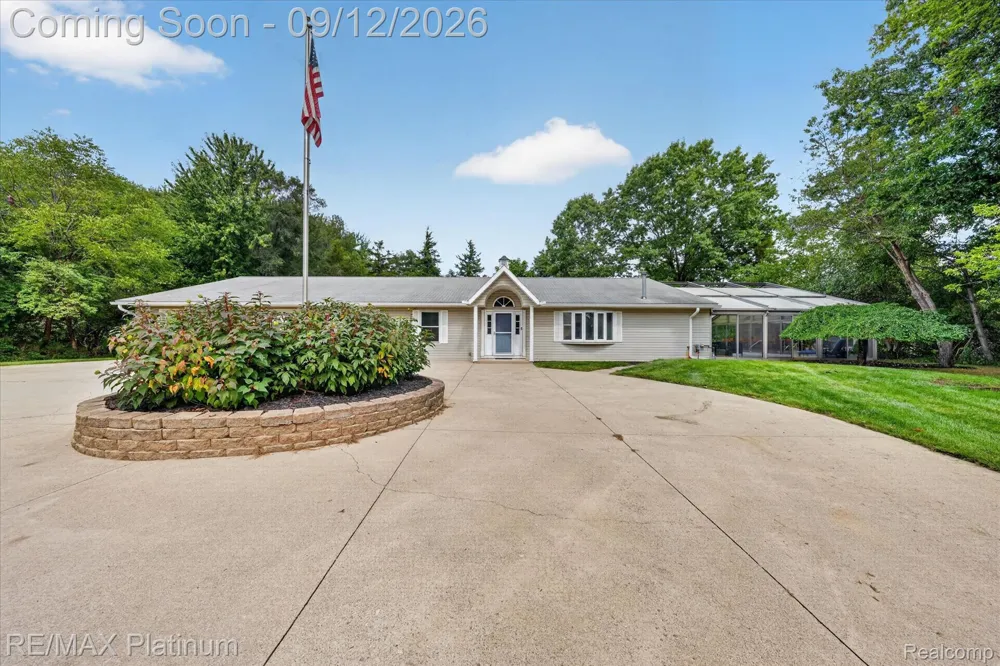 4254 W Highland Road Highland Charter Township, MI 48357
