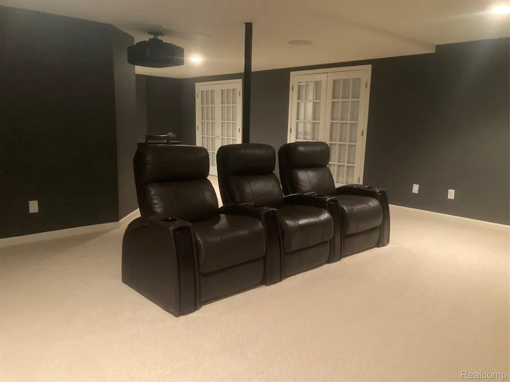 11246 Honeysuckle Court Tyrone Township, MI 48430