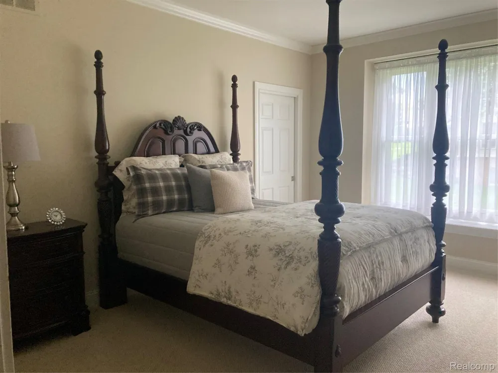 11246 Honeysuckle Court Tyrone Township, MI 48430