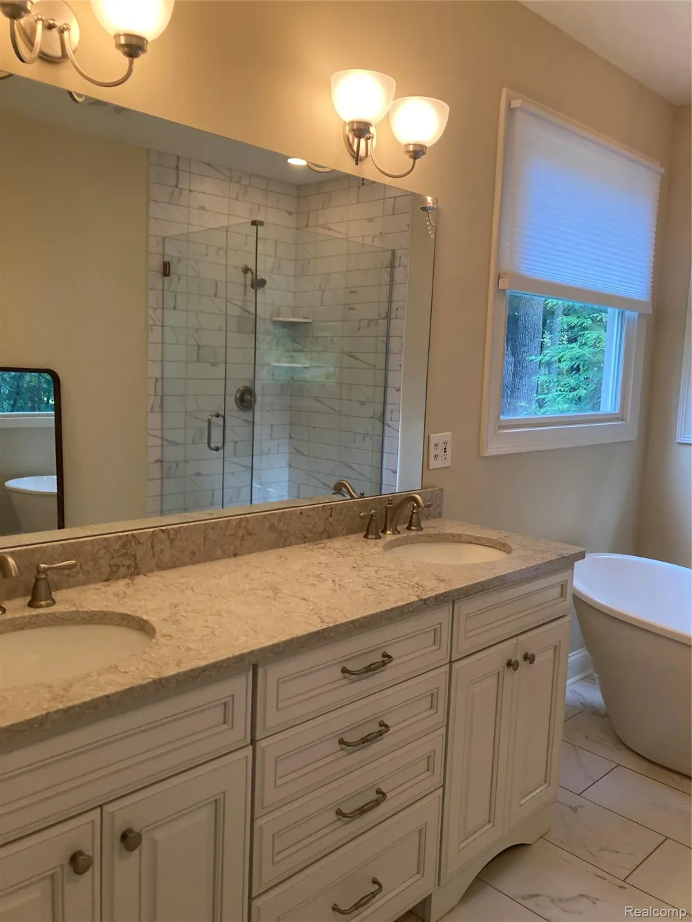 11246 Honeysuckle Court Tyrone Township, MI 48430