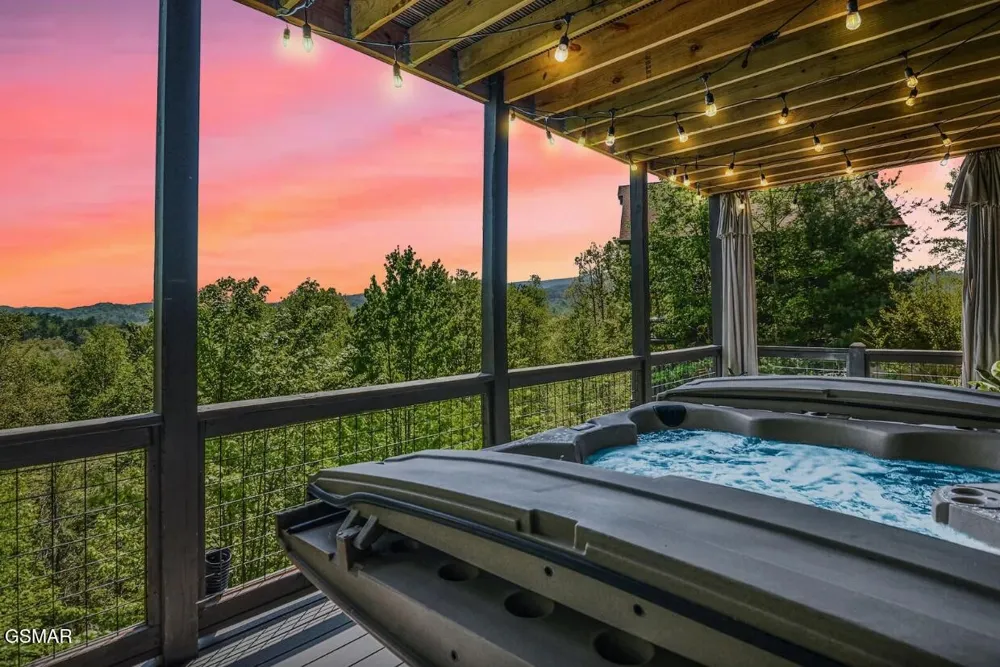 2837 Cedar Falls Way Sevierville, TN 37862