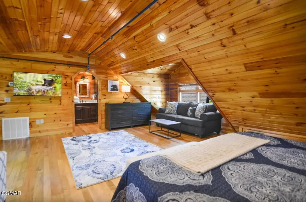 2837 Cedar Falls Way Sevierville, TN 37862