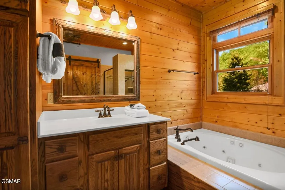 2837 Cedar Falls Way Sevierville, TN 37862