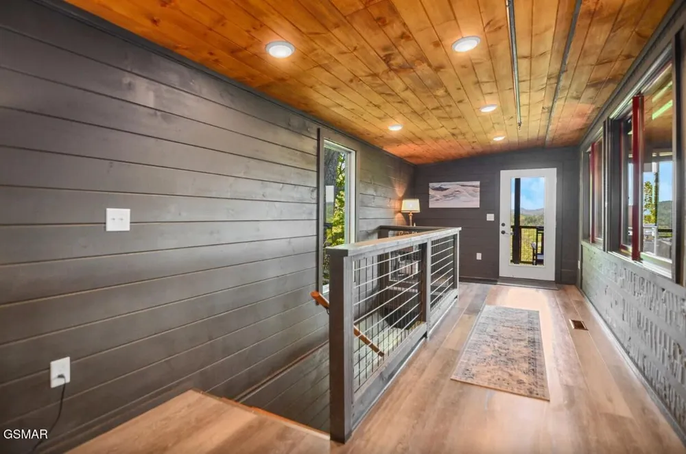 2837 Cedar Falls Way Sevierville, TN 37862