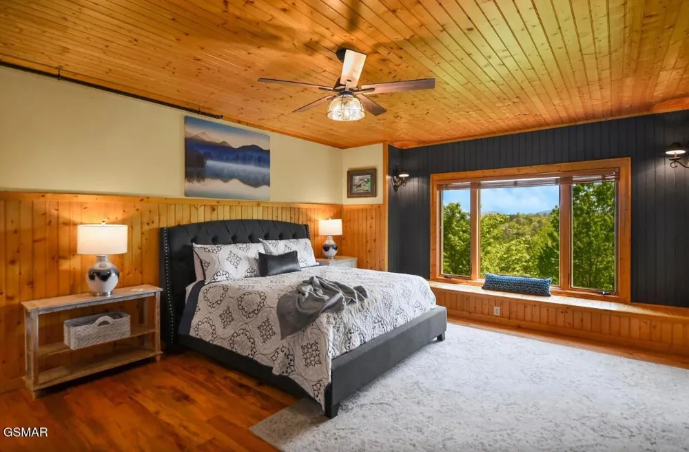 2837 Cedar Falls Way Sevierville, TN 37862