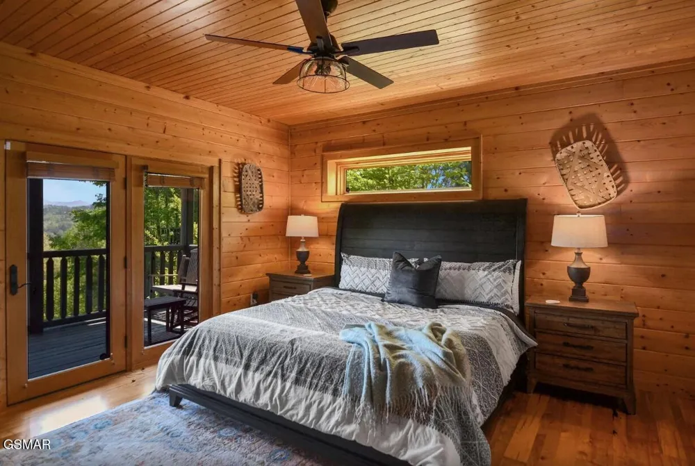 2837 Cedar Falls Way Sevierville, TN 37862