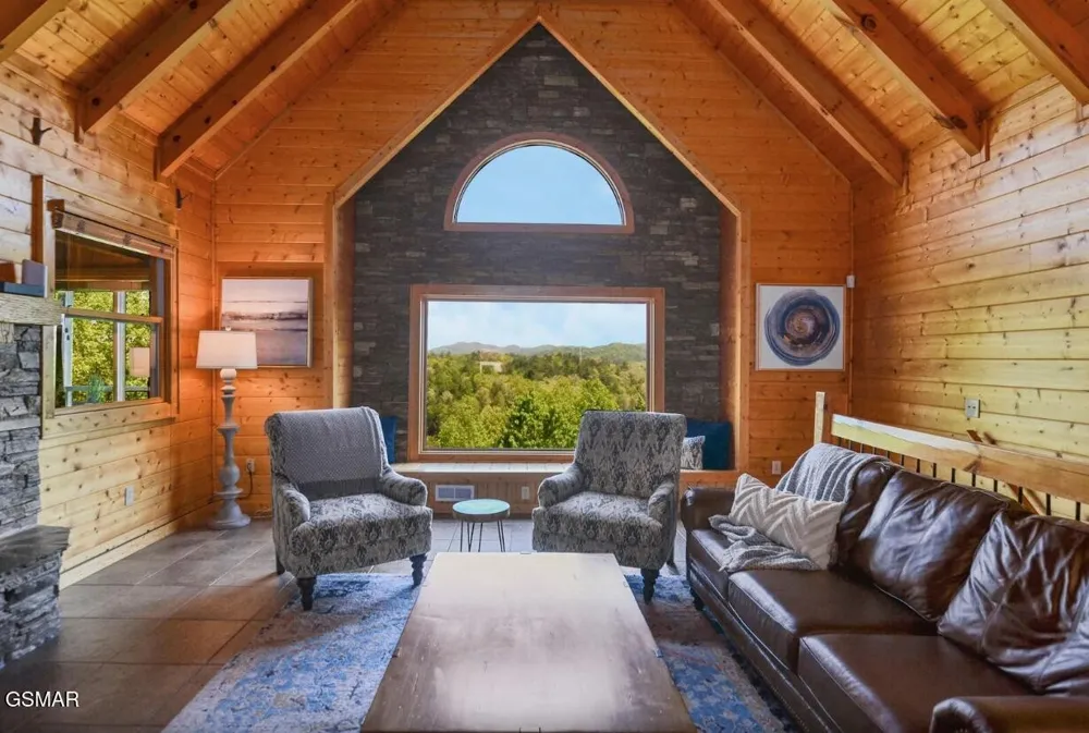 2837 Cedar Falls Way Sevierville, TN 37862