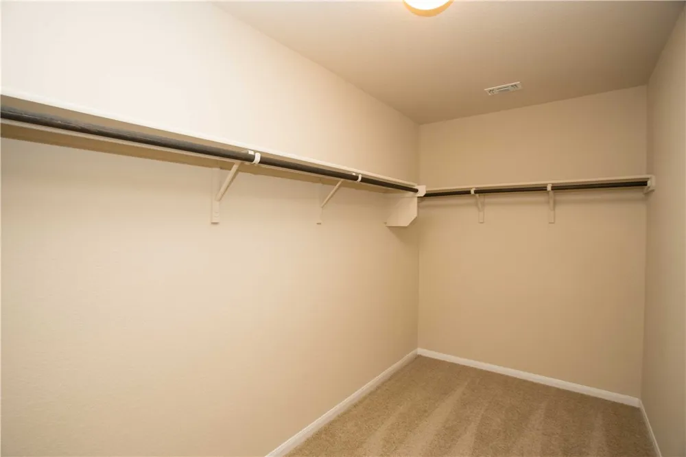 142 Sulphur River Loop Hutto, TX 78634
