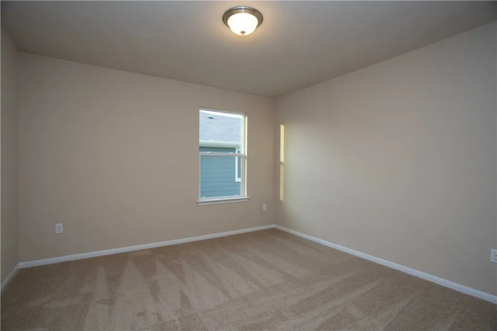 142 Sulphur River Loop Hutto, TX 78634