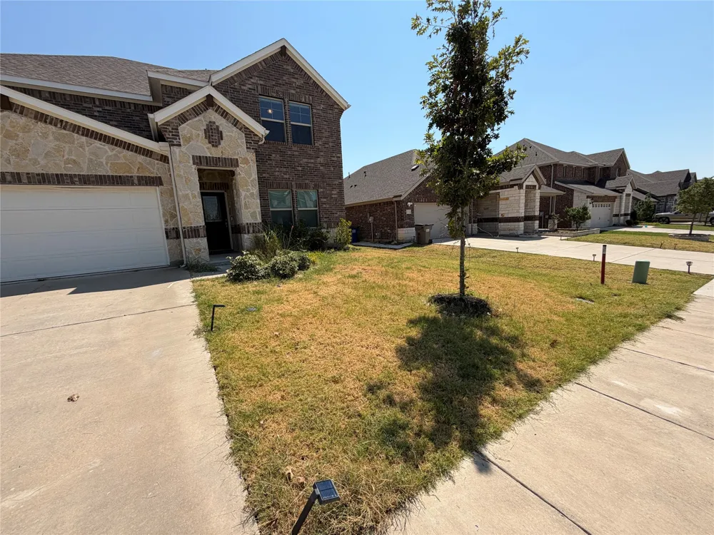 633 Cedar Springs Drive Princeton, TX 75407
