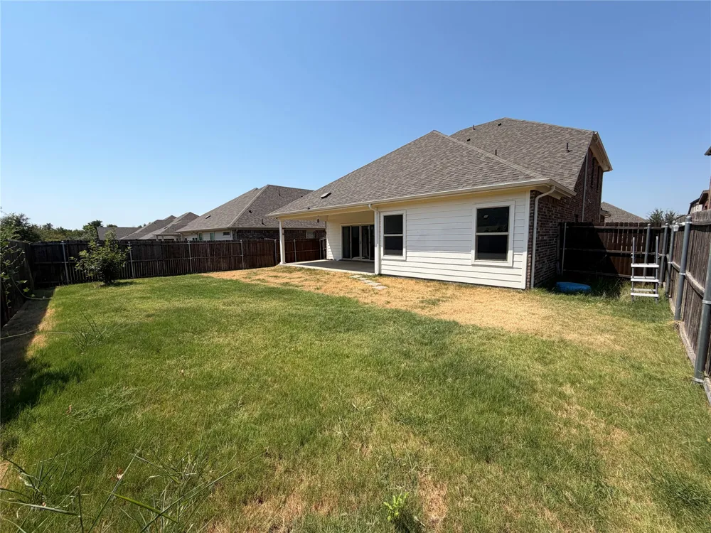 633 Cedar Springs Drive Princeton, TX 75407