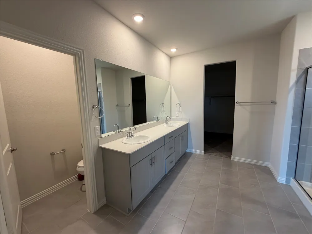 633 Cedar Springs Drive Princeton, TX 75407
