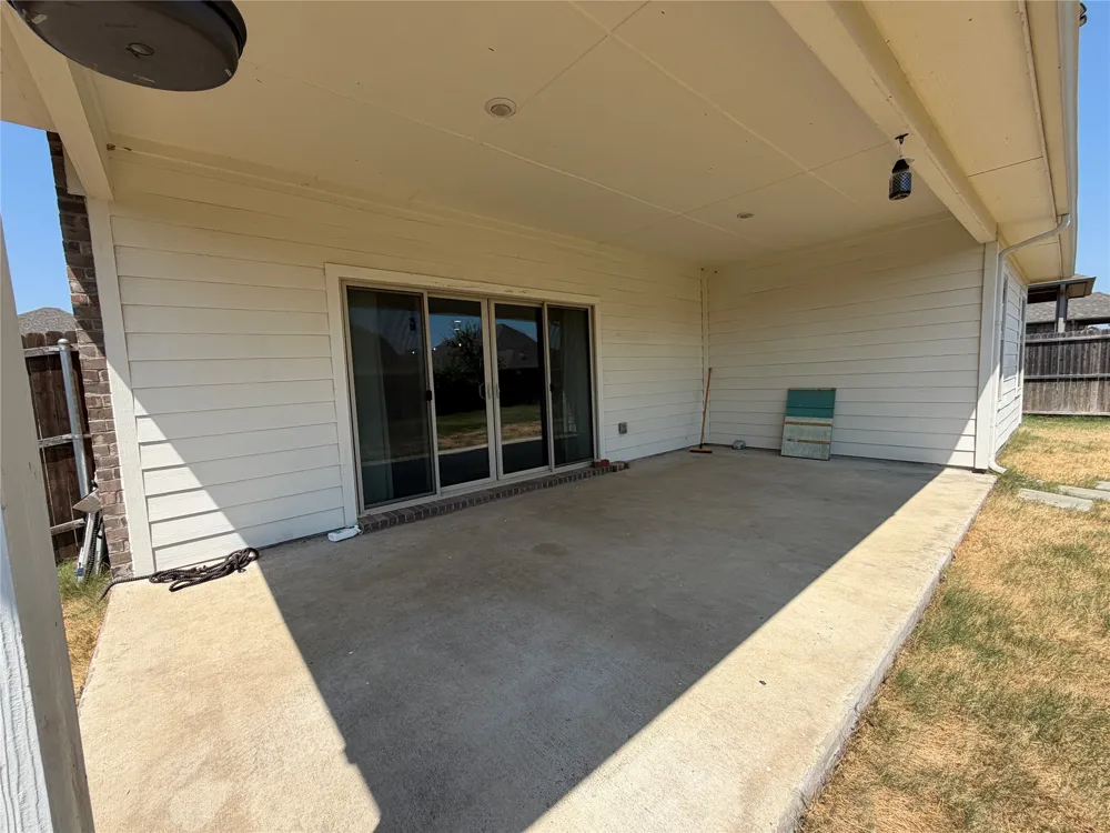 633 Cedar Springs Drive Princeton, TX 75407