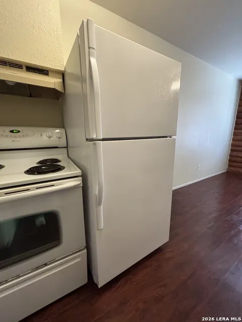 234 SAN ANGELO ST Unit 17 Bandera, TX 78003