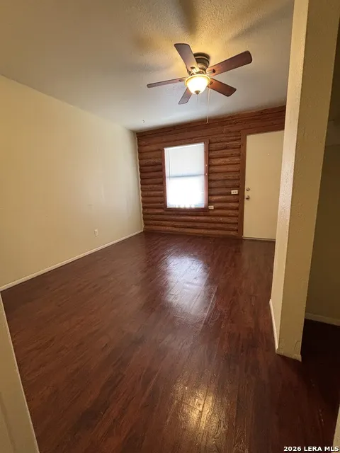 234 SAN ANGELO ST Unit 17 Bandera, TX 78003