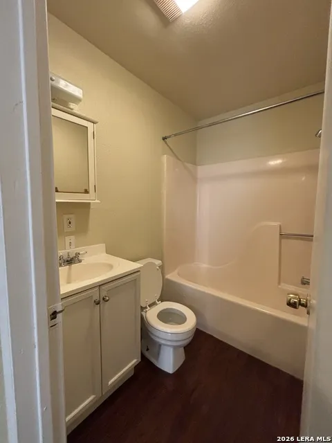 234 SAN ANGELO ST Unit 17 Bandera, TX 78003
