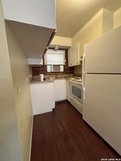 234 SAN ANGELO ST Unit 17 Bandera, TX 78003