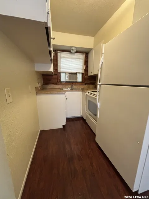 234 SAN ANGELO ST Unit 17 Bandera, TX 78003