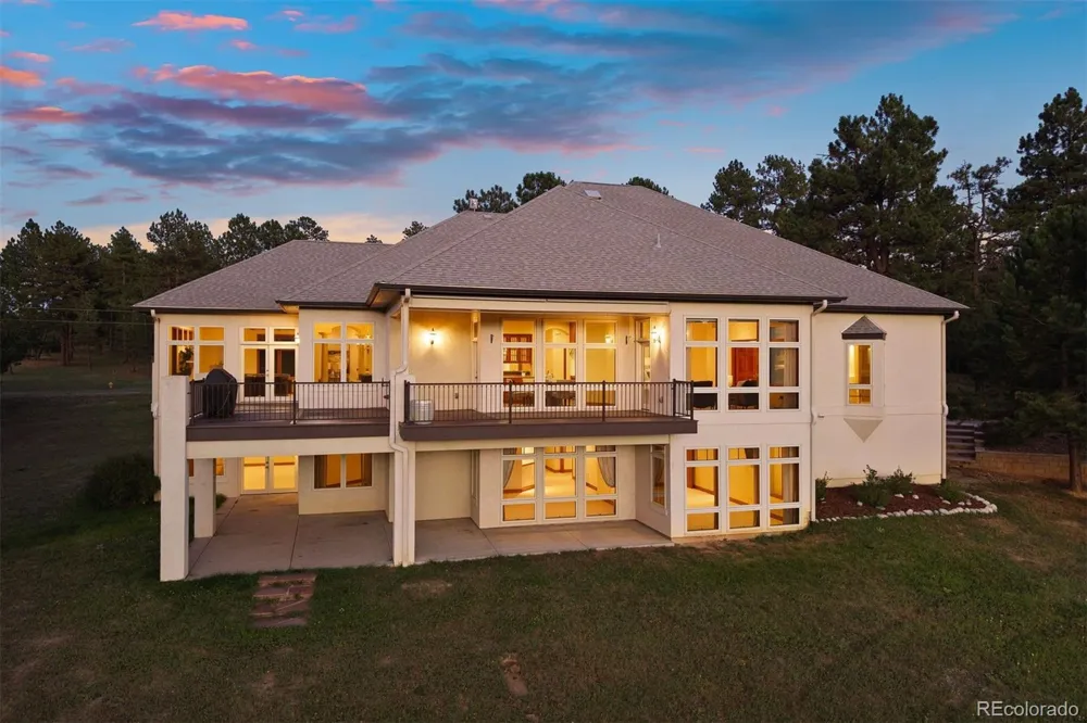 8061 Sugarloaf Road Larkspur, CO 80118