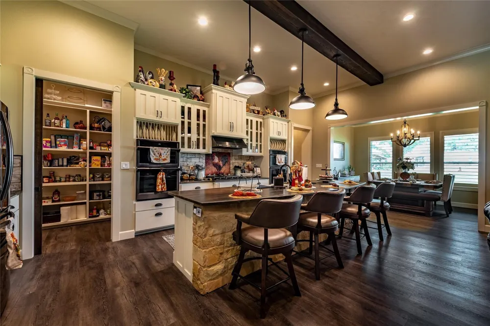 8518 Fm 2145 Ledbetter, TX 78946