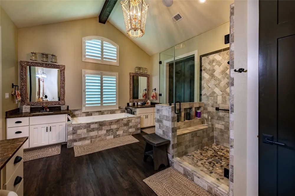 8518 Fm 2145 Ledbetter, TX 78946