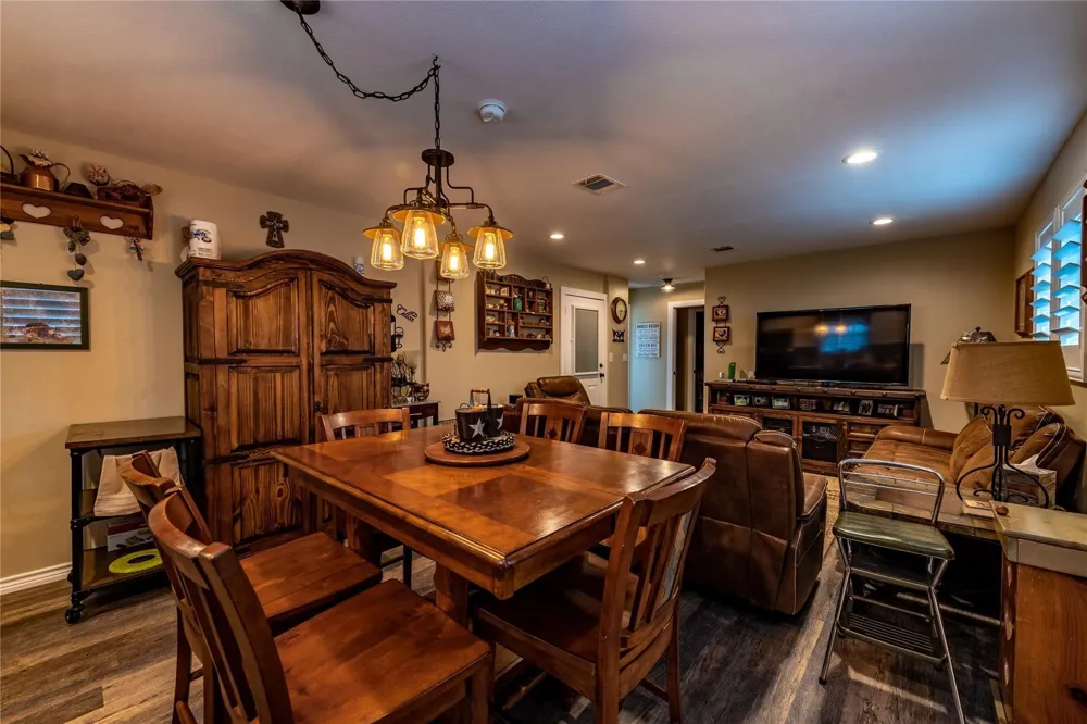 8518 Fm 2145 Ledbetter, TX 78946