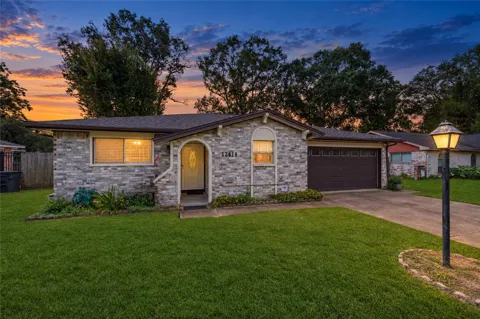 12419 Dermott Drive