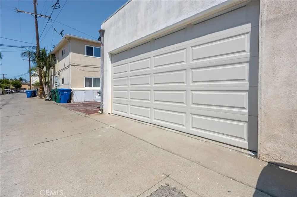 4632 E 7th Long Beach, CA 90804