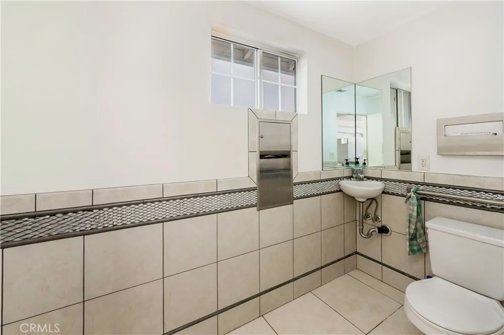 4632 E 7th Long Beach, CA 90804