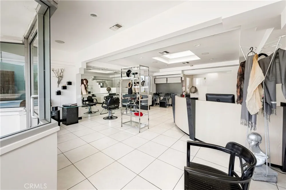 4632 E 7th Long Beach, CA 90804