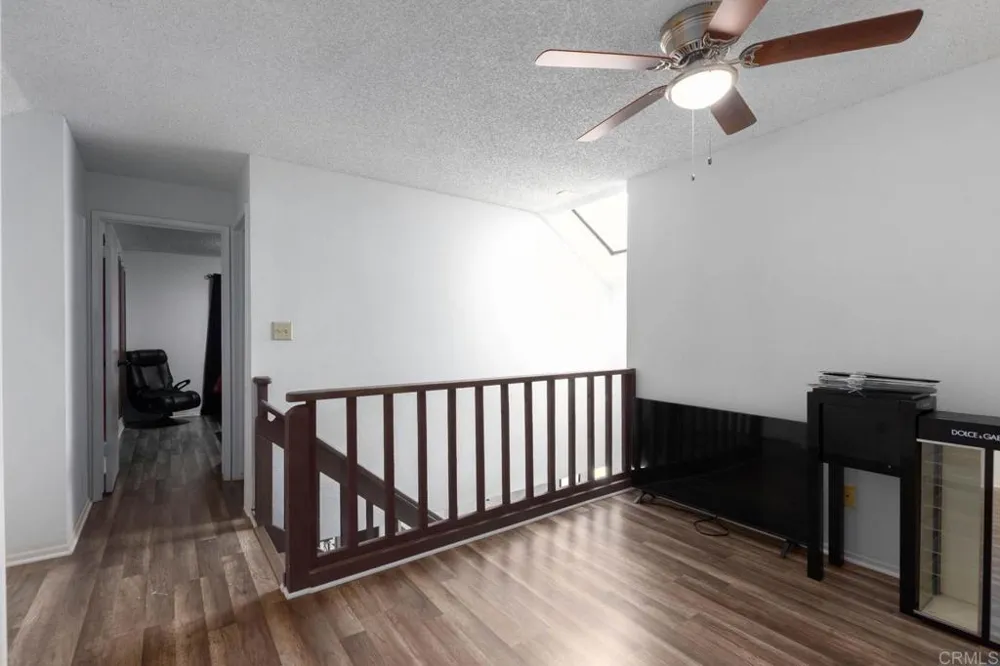 8878 Sabina Avenue Hesperia, CA 92345