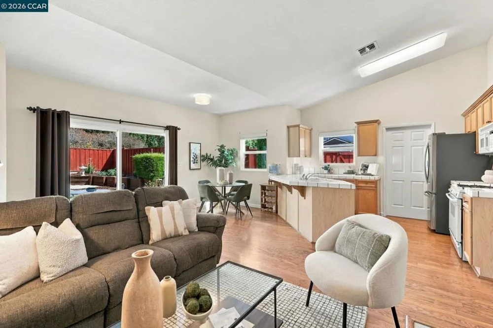 244 Stranahan Cir Clayton, CA 94517