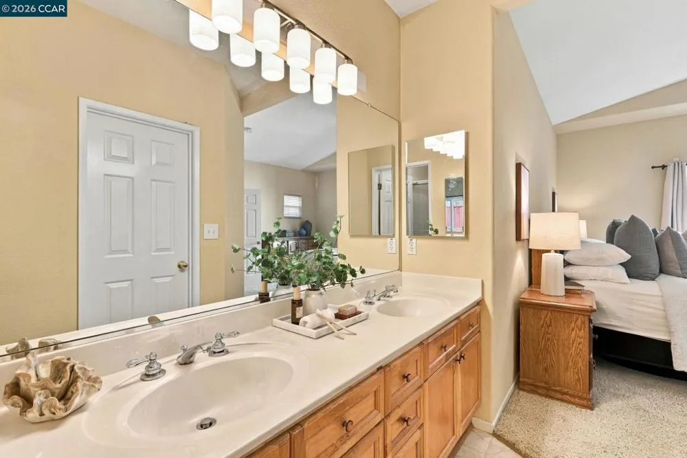 244 Stranahan Cir Clayton, CA 94517