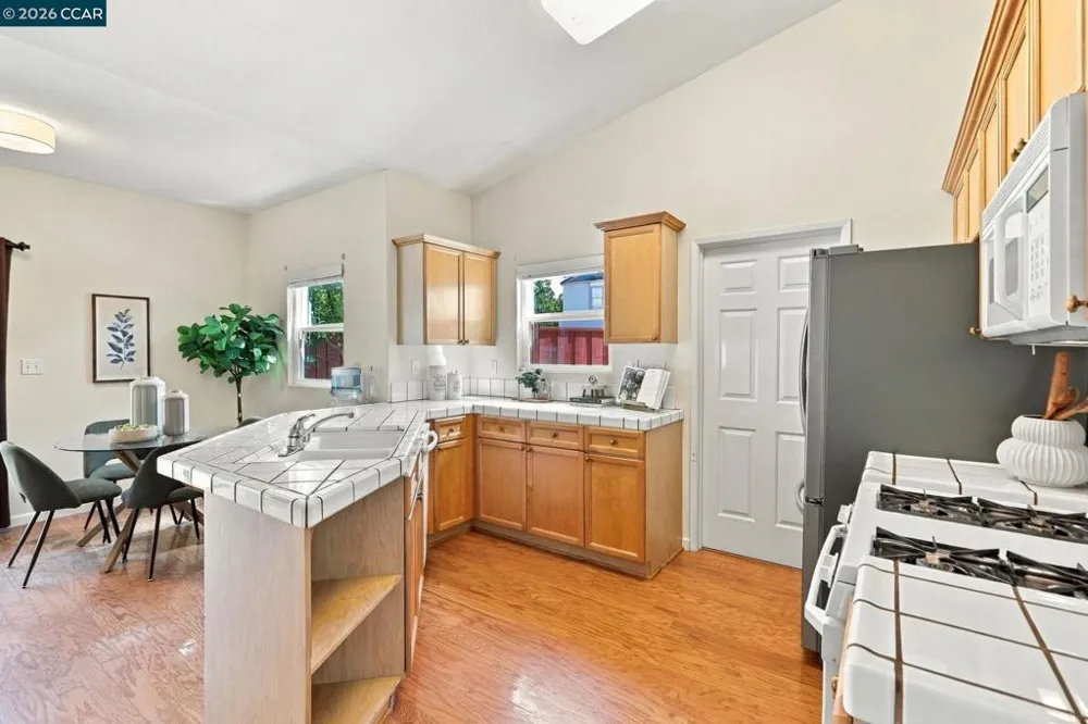 244 Stranahan Cir Clayton, CA 94517