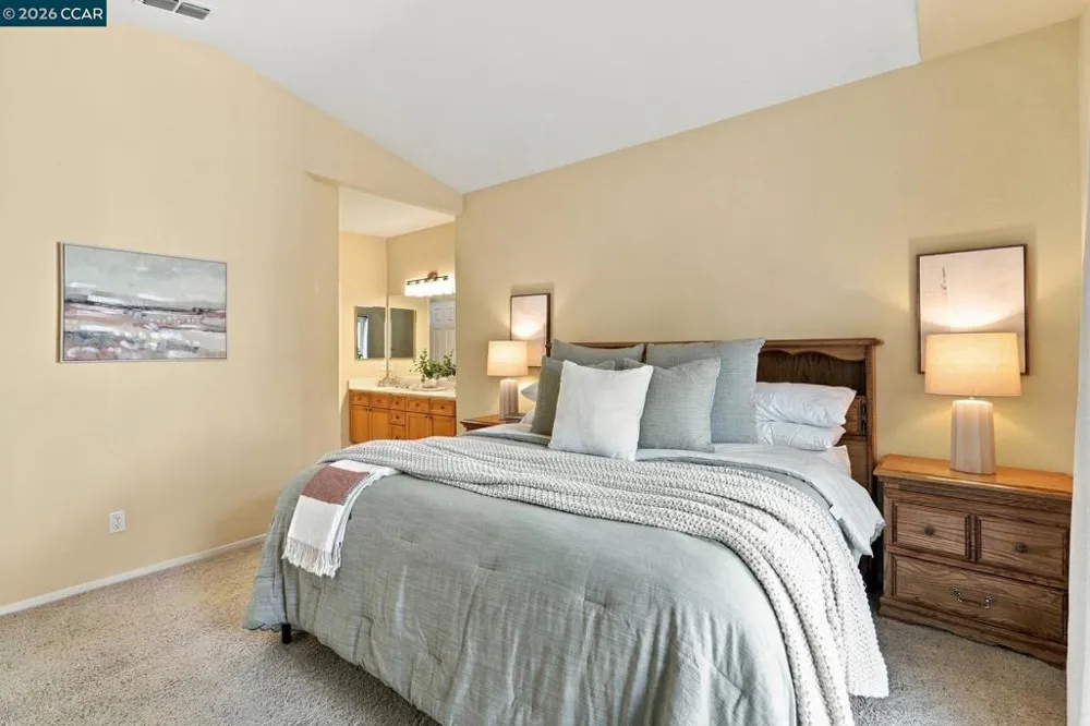 244 Stranahan Cir Clayton, CA 94517