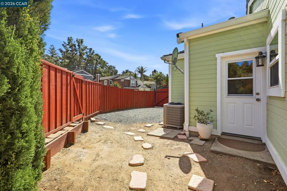 244 Stranahan Cir Clayton, CA 94517