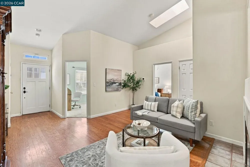 244 Stranahan Cir Clayton, CA 94517