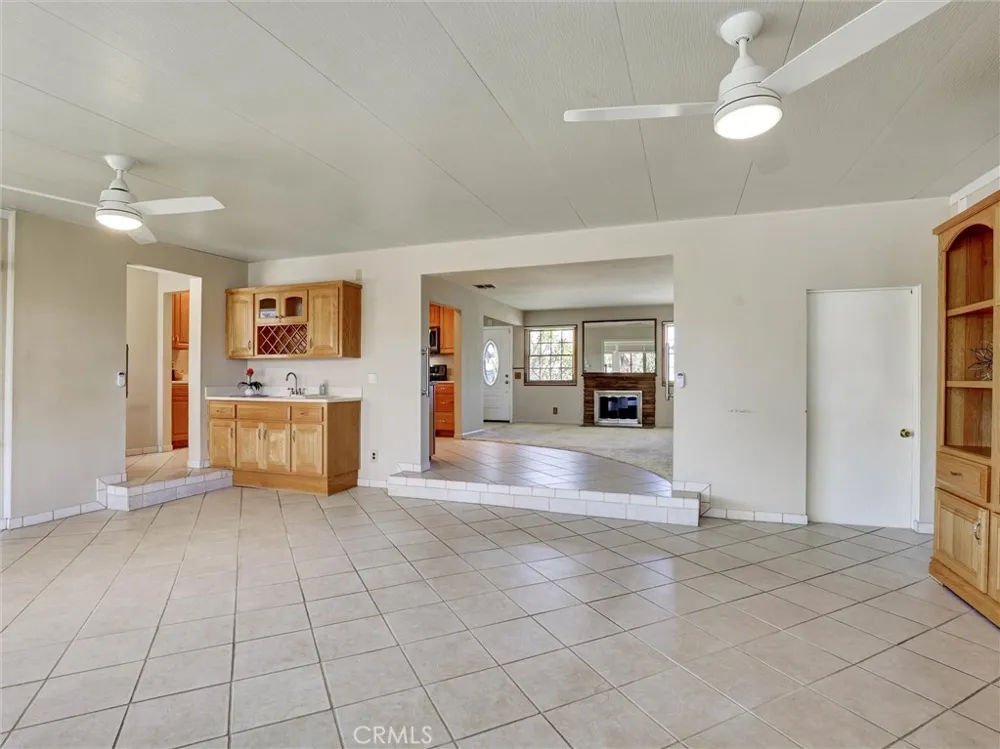 10806 Danberry Drive Garden Grove, CA 92840