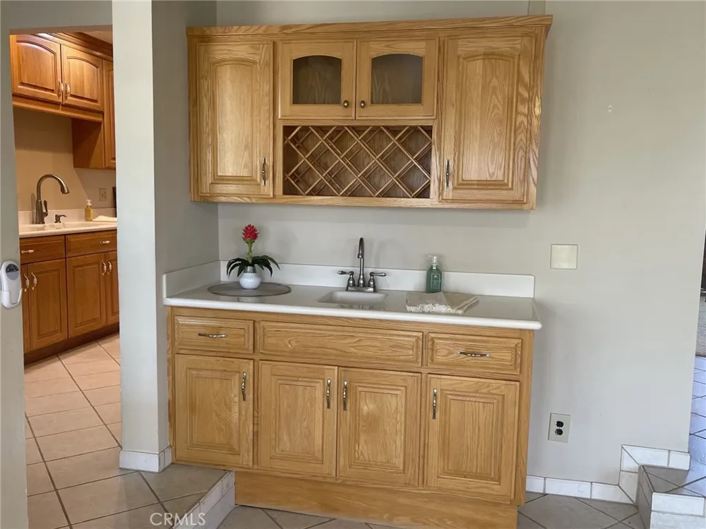 10806 Danberry Drive Garden Grove, CA 92840