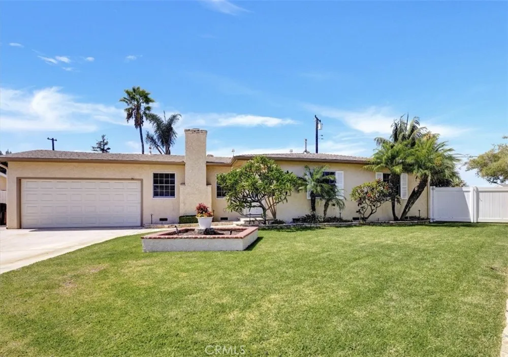 10806 Danberry Drive Garden Grove, CA 92840