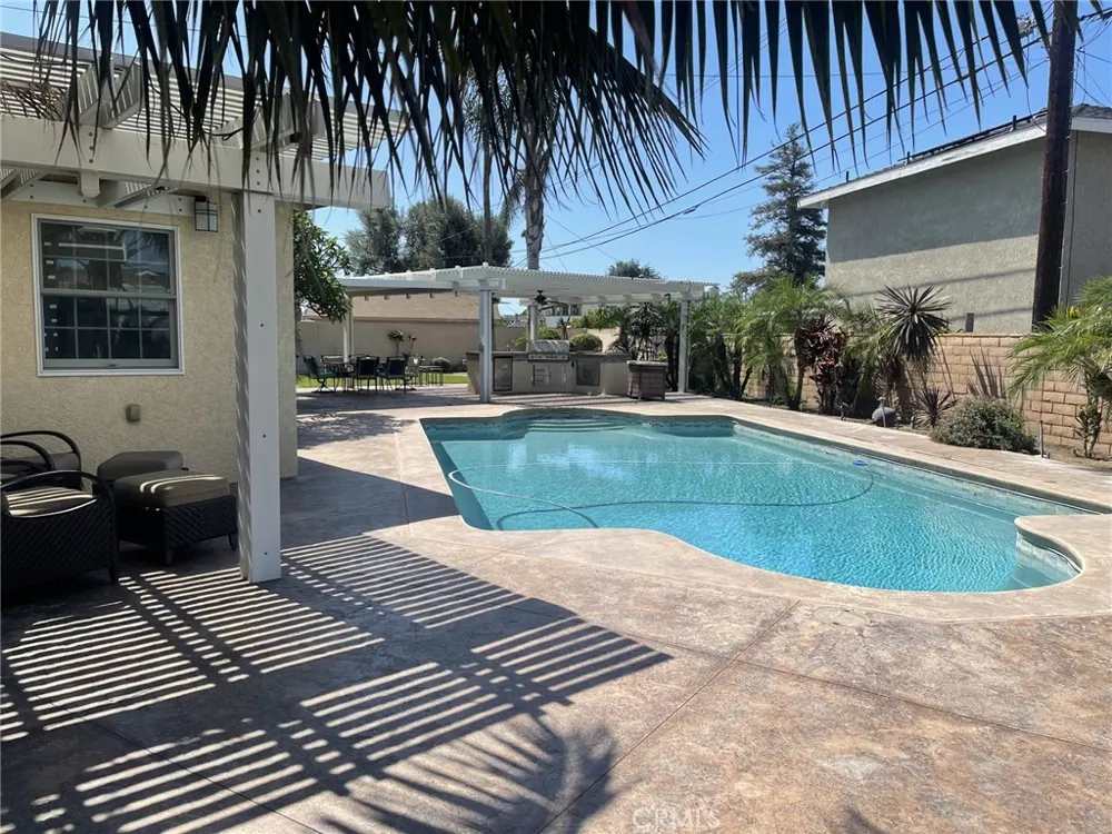 10806 Danberry Drive Garden Grove, CA 92840