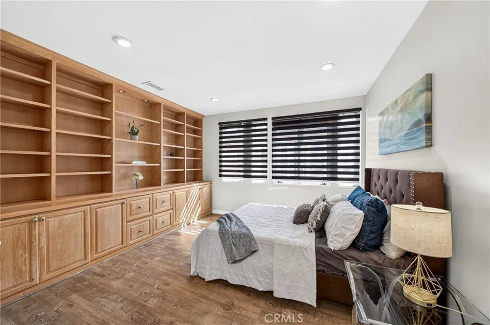 3122 Hamburg La Jolla, CA 92037