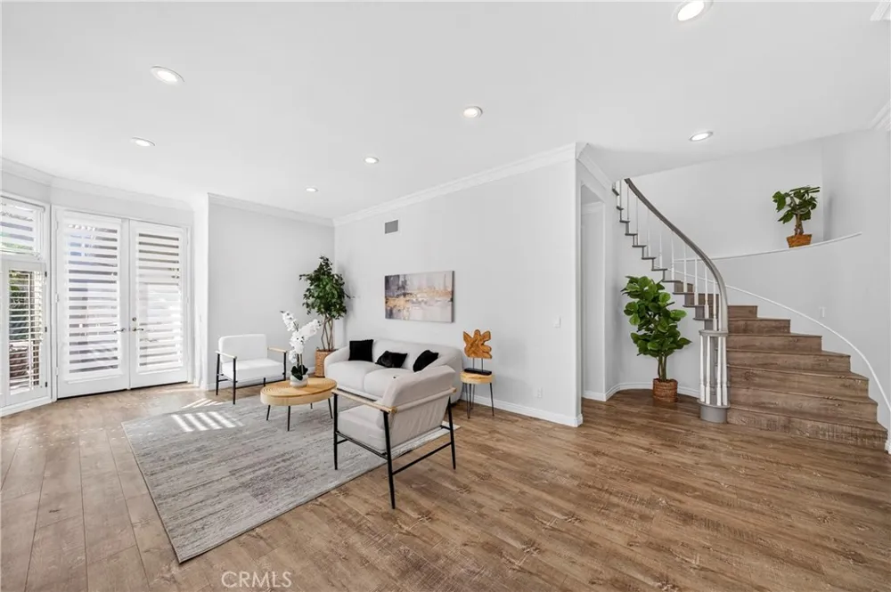 3122 Hamburg La Jolla, CA 92037