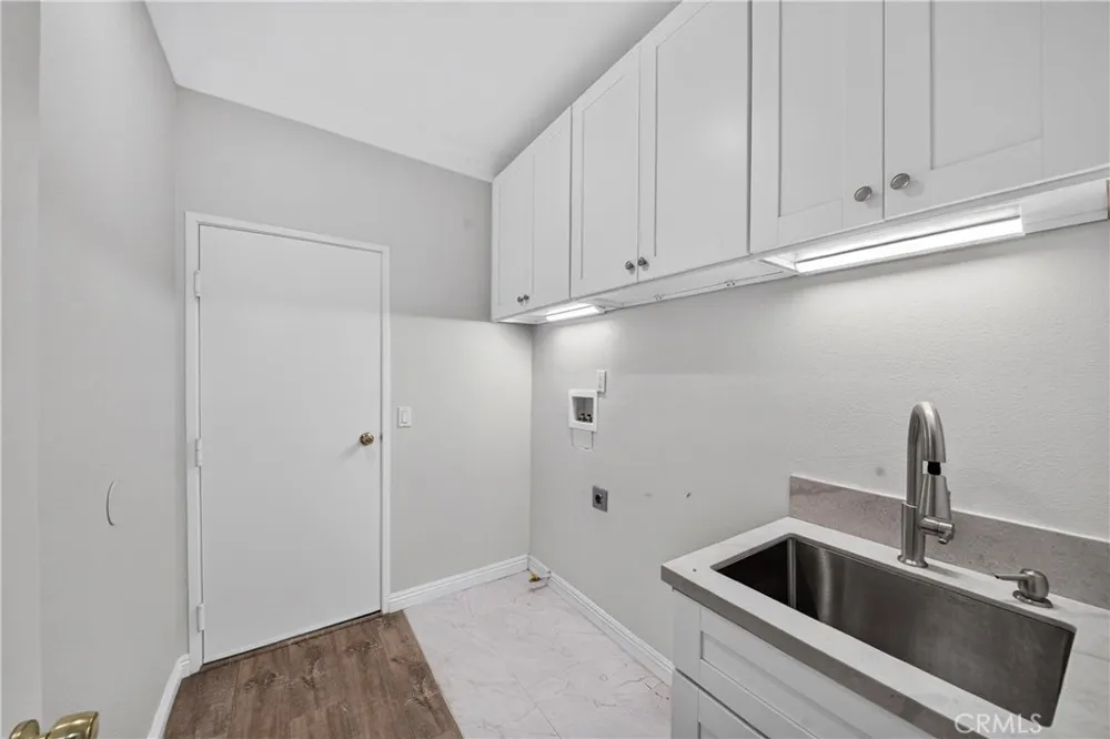 3122 Hamburg La Jolla, CA 92037