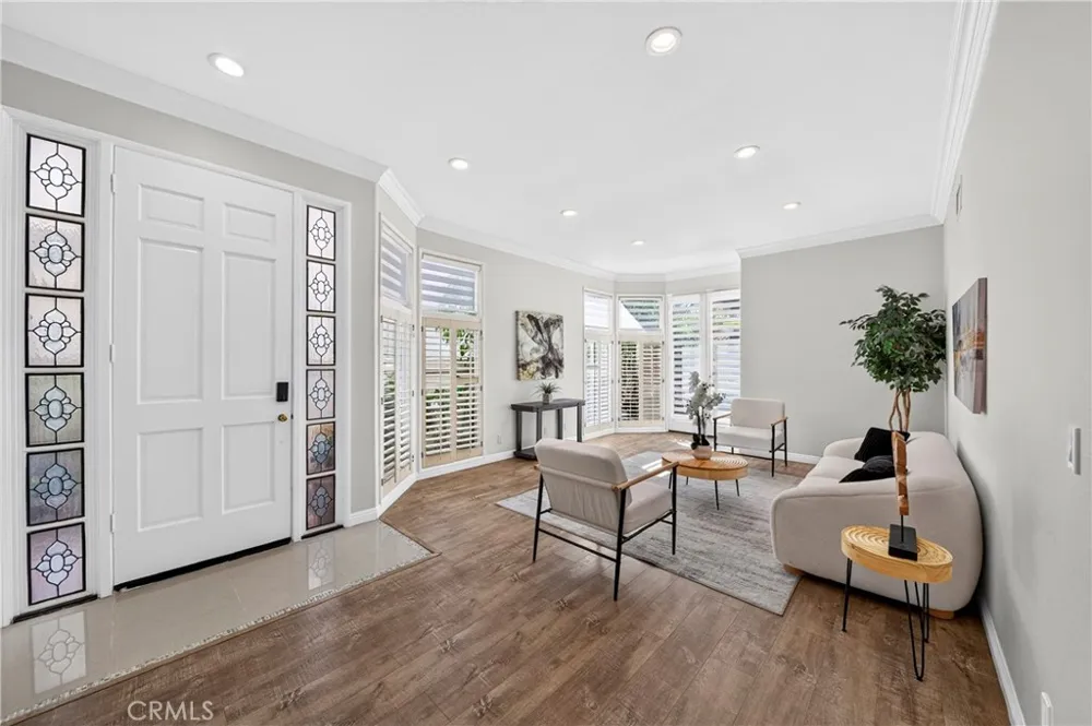 3122 Hamburg La Jolla, CA 92037