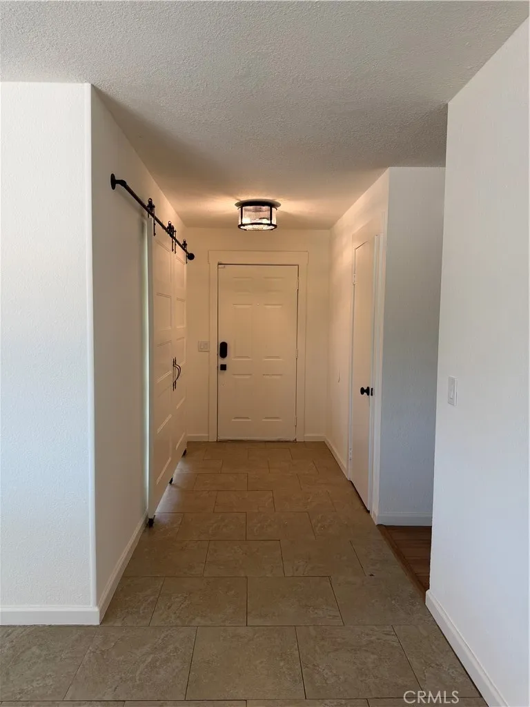 21360 Sandia Apple Valley, CA 92308