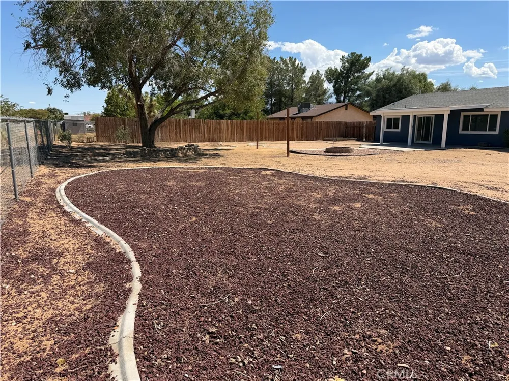 21360 Sandia Apple Valley, CA 92308