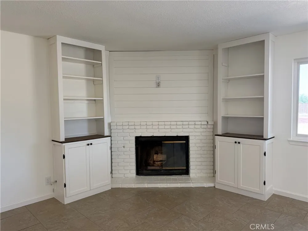 21360 Sandia Apple Valley, CA 92308