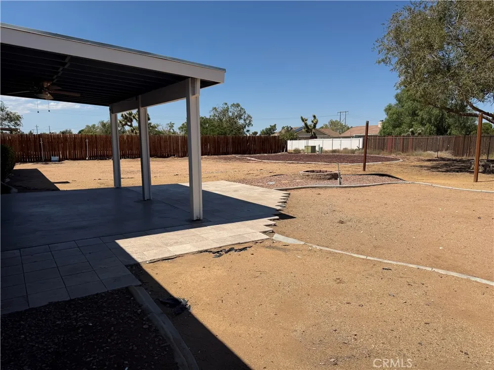 21360 Sandia Apple Valley, CA 92308